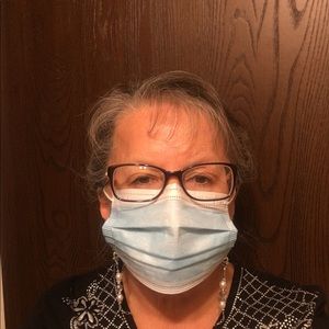 Meet your Posher, Debra